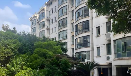 高层民房消防水箱液位水位监测预警系统 助力实时捕捉水位异常